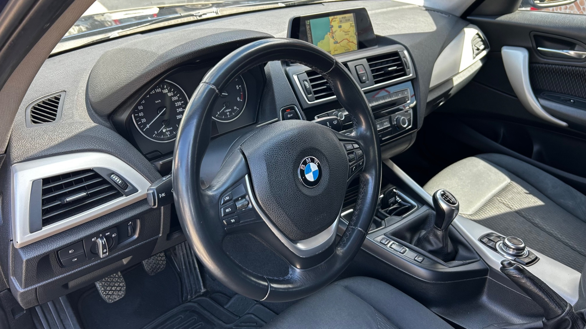 Bmw 118 – foto 17