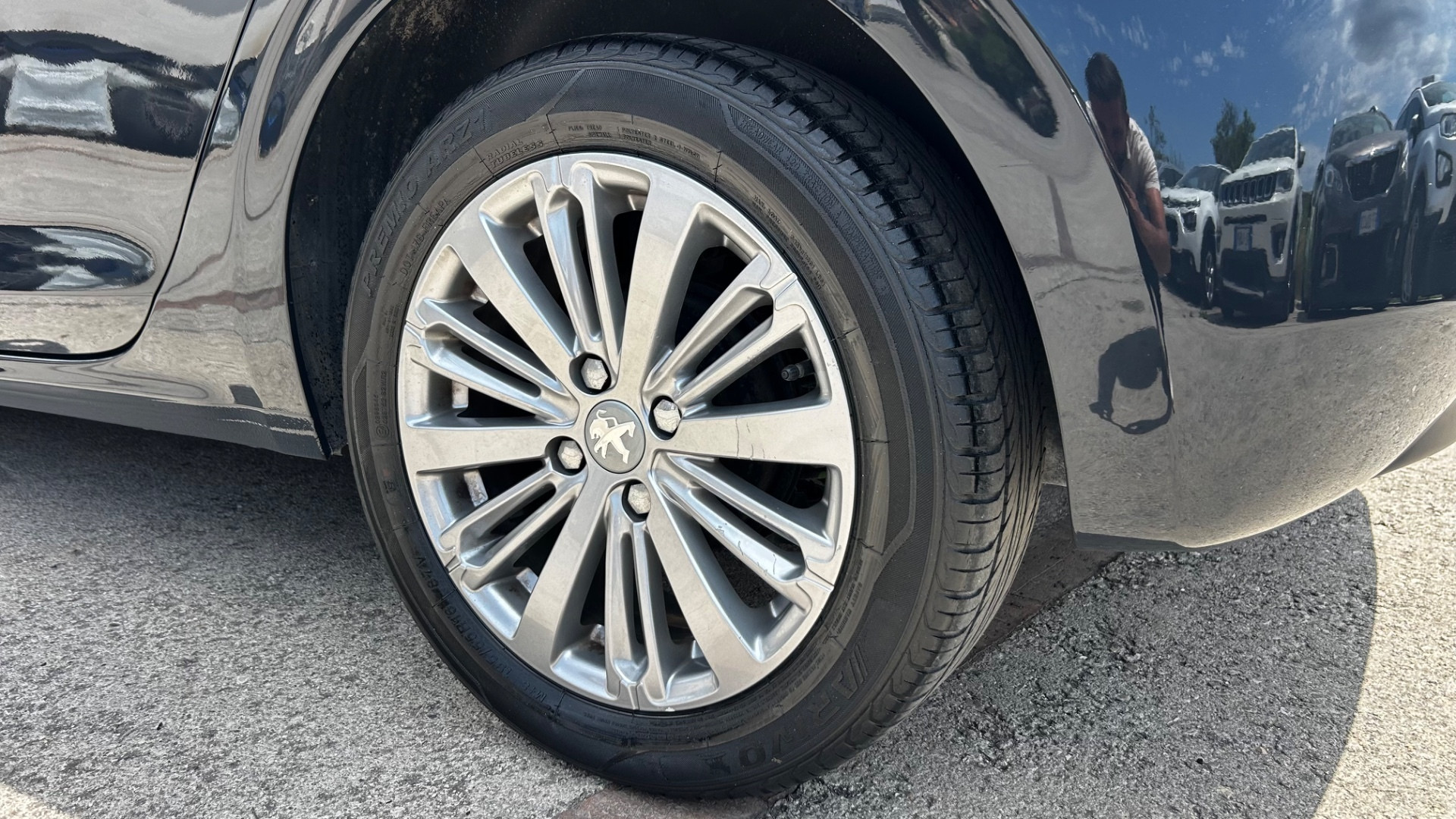 Peugeot 208 – foto 8