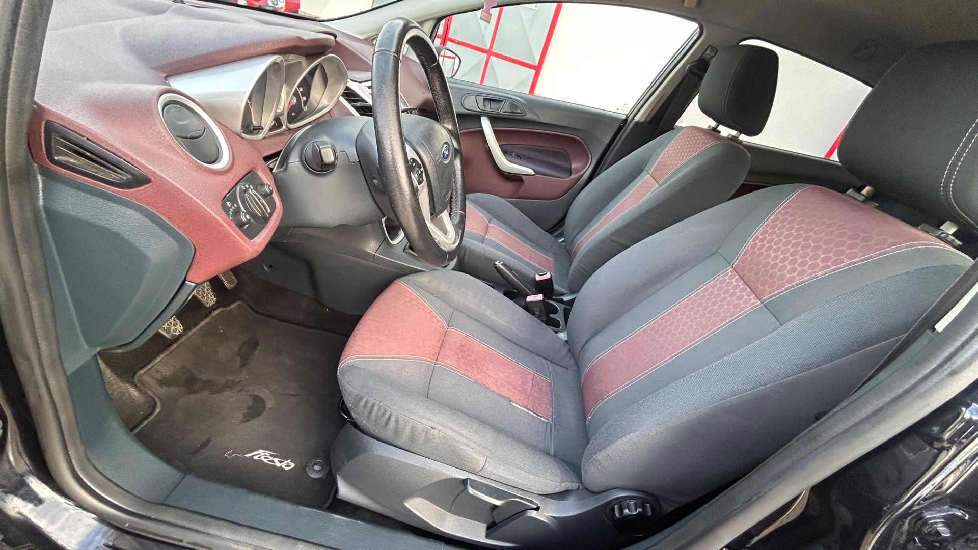 Ford Fiesta – foto 11