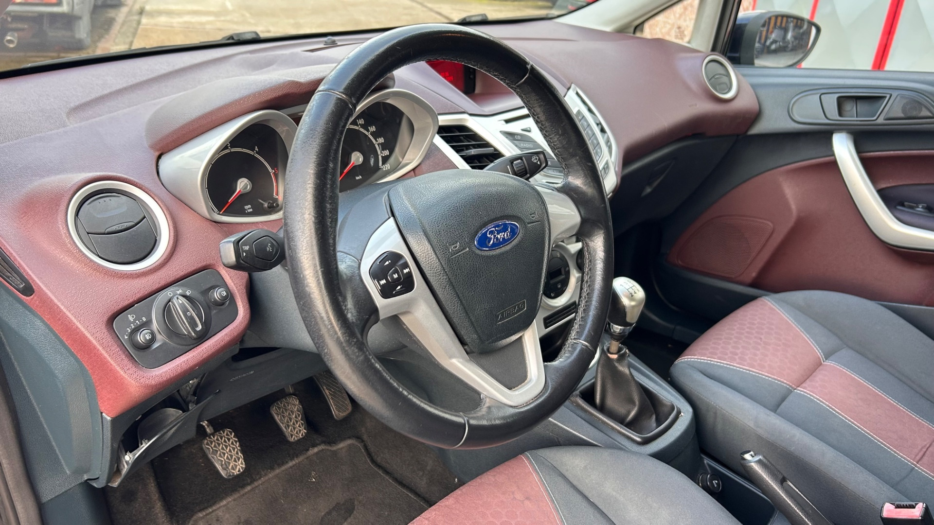 Ford Fiesta – foto 15