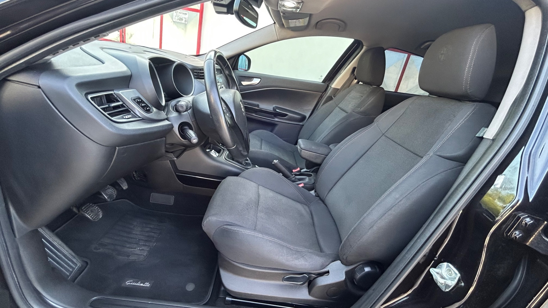 Alfa Romeo Giulietta – foto 11